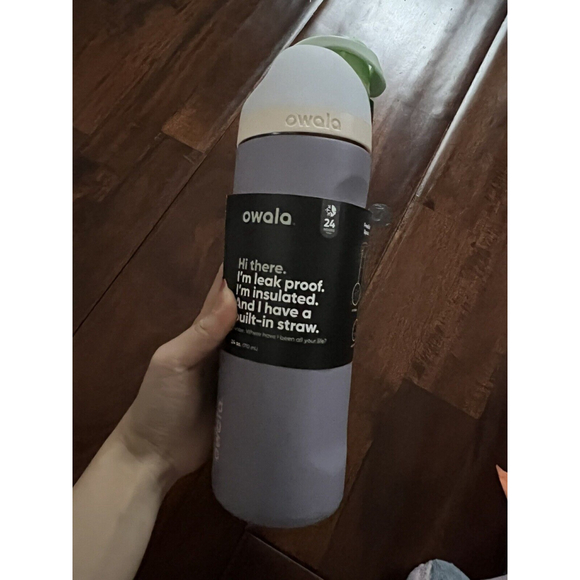 Owala FreeSip Stainless Steel Water Bottle / 24oz / Color: Due North - Picture 1 of 4